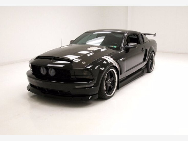 Photo for 2006 Ford Mustang Coupe